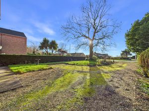 Driveway- click for photo gallery